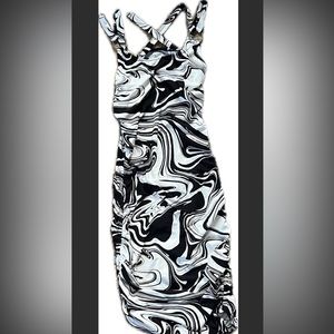 Bodycon dress. White and Black size M